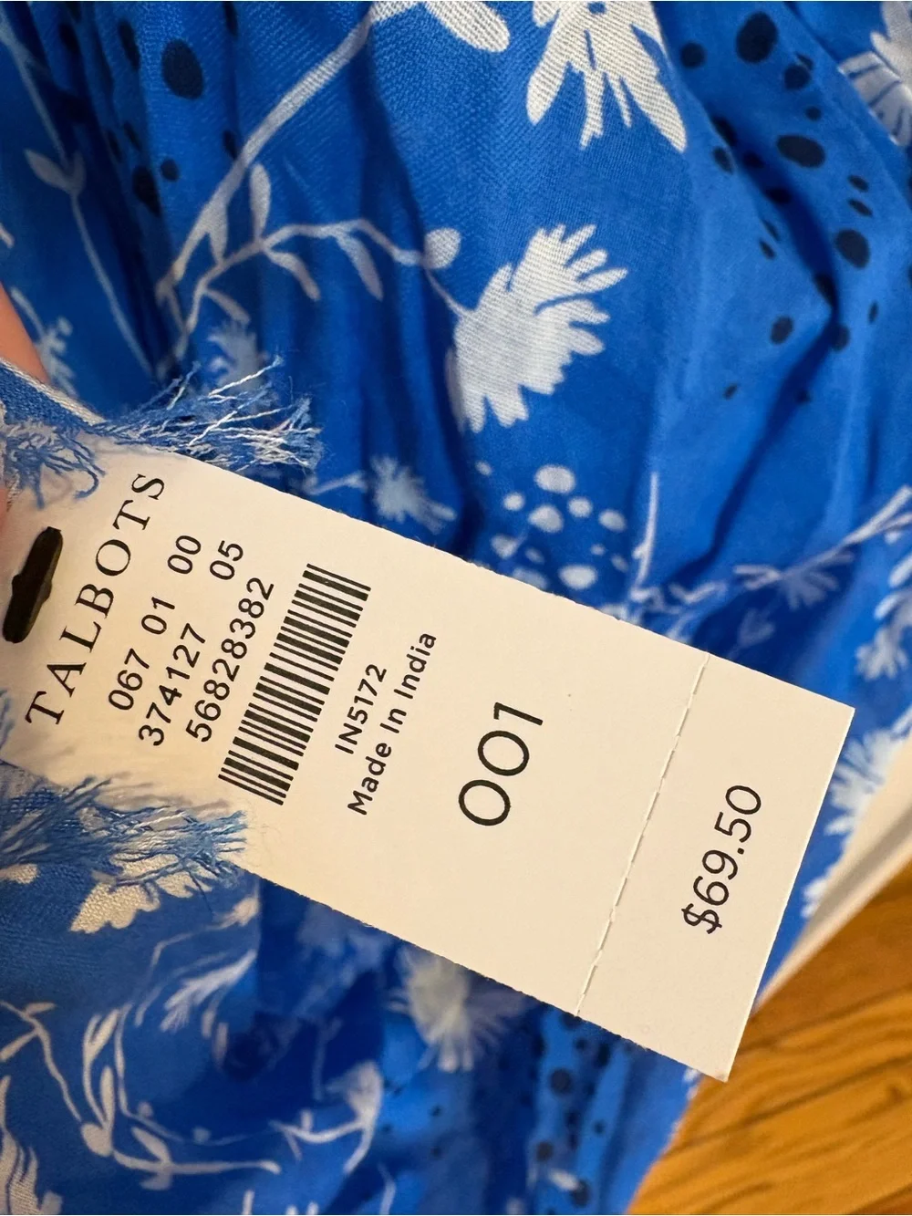 Talbots Blue and White Dancing Floral Lightweight Scarf new w tags